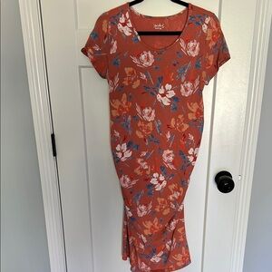Isabel Maternity by Ingrid & Isabel Floral Midi Dress - Orange and Blue